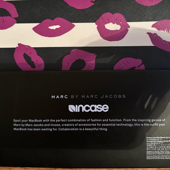 Marc Jacobs slip sleve (new) - Picture 4 of 14